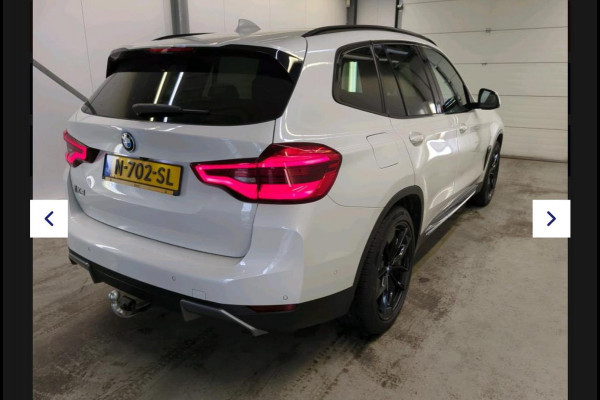 BMW iX3 High Executive 80 kWh | Panoramadak | Trekhaak | NL- Auto | Camera