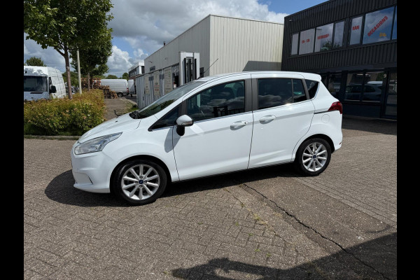 Ford B-MAX 1.0 EcoBoost Titanium