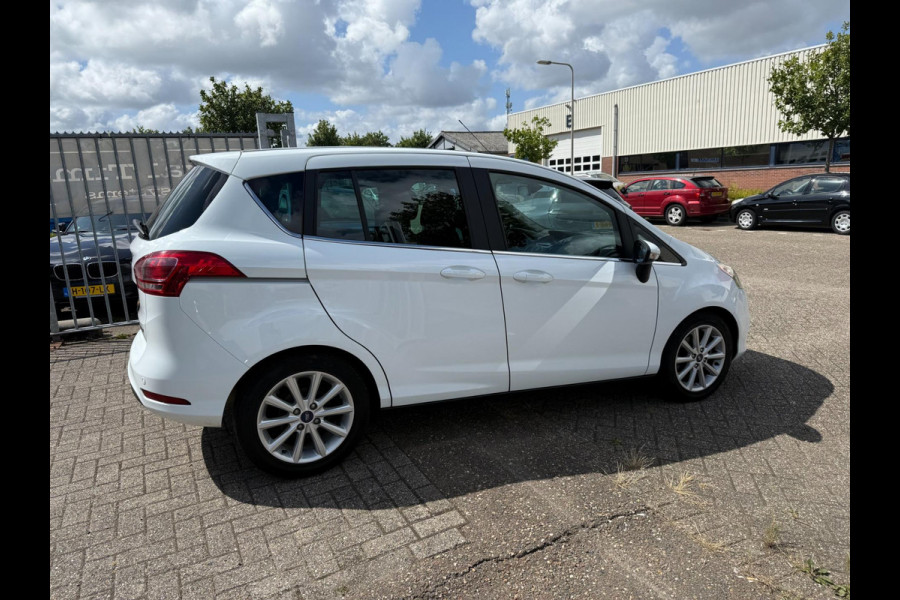 Ford B-MAX 1.0 EcoBoost Titanium