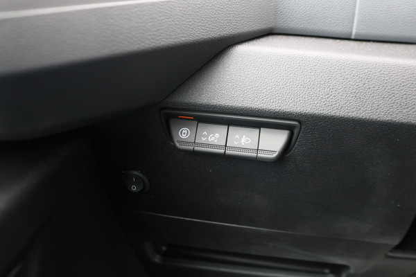 Renault Master 2.0 dCi 170pk L3 H1 Advance Oprijwagen