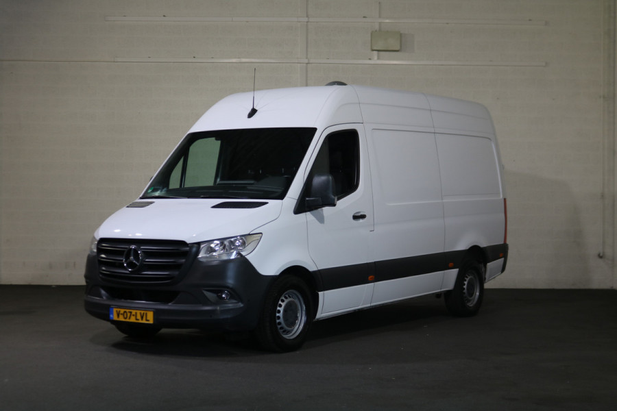 Mercedes-Benz Sprinter 316 CDI L2 H2 Airco Navigatie Camera 3.5t Trekhaak