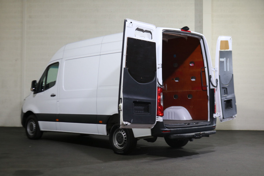 Mercedes-Benz Sprinter 316 CDI L2 H2 Airco Navigatie Camera 3.5t Trekhaak