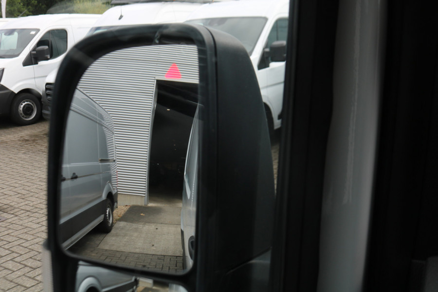 Mercedes-Benz Sprinter 316 CDI L2 H2 Airco Navigatie Camera 3.5t Trekhaak