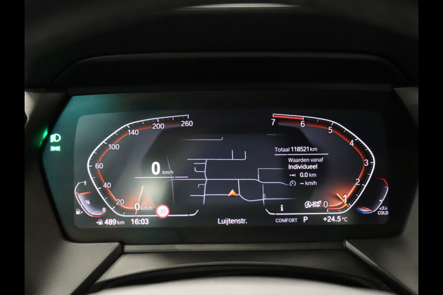 BMW 1-serie 118i High Executive Edition [SCHUIFKANTELDAK, APPLE CARPLAY, ANDROID, VOL LEDER, CAMERA, STOELVERWARMING, CRUISE, CLIMATE, NIEUWSTAAT]