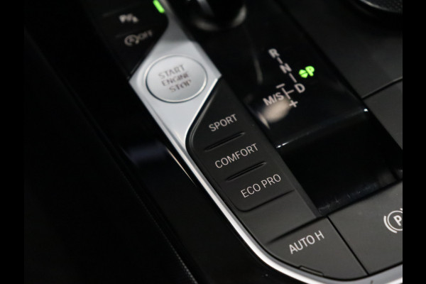 BMW 1-serie 118i High Executive Edition [SCHUIFKANTELDAK, APPLE CARPLAY, ANDROID, VOL LEDER, CAMERA, STOELVERWARMING, CRUISE, CLIMATE, NIEUWSTAAT]