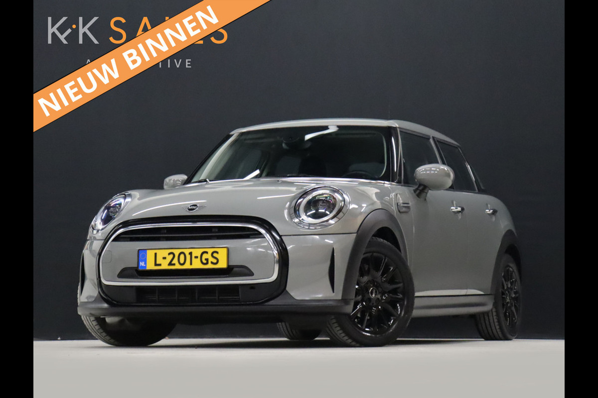 MINI Mini 1.5 One Sport [DIGITAL DASHBOARD, APPLE CARPLAY, PDC ACHTER, CRUISE CONTROL, NAVIGATIE, AIRCO, NIEUWSTAAT]