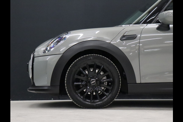 MINI Mini 1.5 One Sport [DIGITAL DASHBOARD, APPLE CARPLAY, PDC ACHTER, CRUISE CONTROL, NAVIGATIE, AIRCO, NIEUWSTAAT]