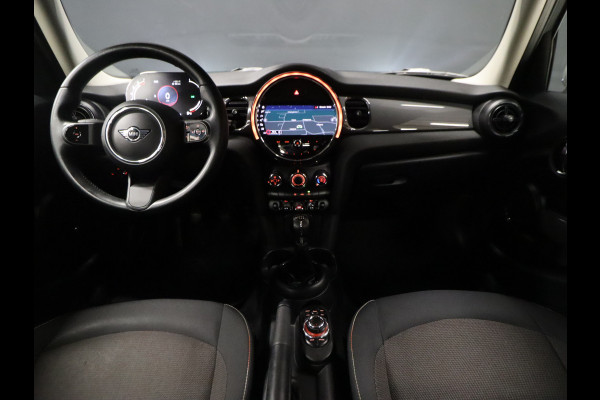 MINI Mini 1.5 One Sport [DIGITAL DASHBOARD, APPLE CARPLAY, PDC ACHTER, CRUISE CONTROL, NAVIGATIE, AIRCO, NIEUWSTAAT]