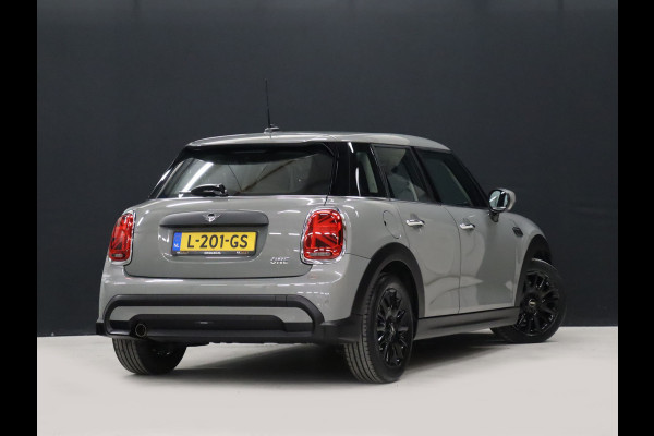 MINI Mini 1.5 One Sport [DIGITAL DASHBOARD, APPLE CARPLAY, PDC ACHTER, CRUISE CONTROL, NAVIGATIE, AIRCO, NIEUWSTAAT]