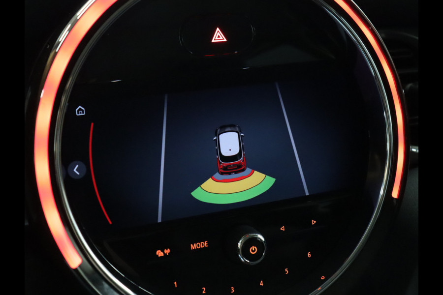 MINI Mini 1.5 One Sport [DIGITAL DASHBOARD, APPLE CARPLAY, PDC ACHTER, CRUISE CONTROL, NAVIGATIE, AIRCO, NIEUWSTAAT]