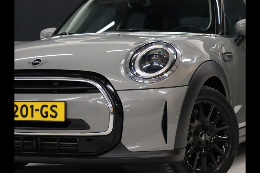 MINI Mini 1.5 One Sport [DIGITAL DASHBOARD, APPLE CARPLAY, PDC ACHTER, CRUISE CONTROL, NAVIGATIE, AIRCO, NIEUWSTAAT]