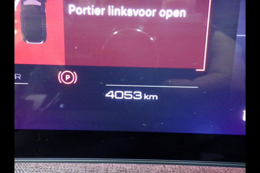 Peugeot E-5008 GT Avantage 73 kWh Panoramadak | Leder interieur