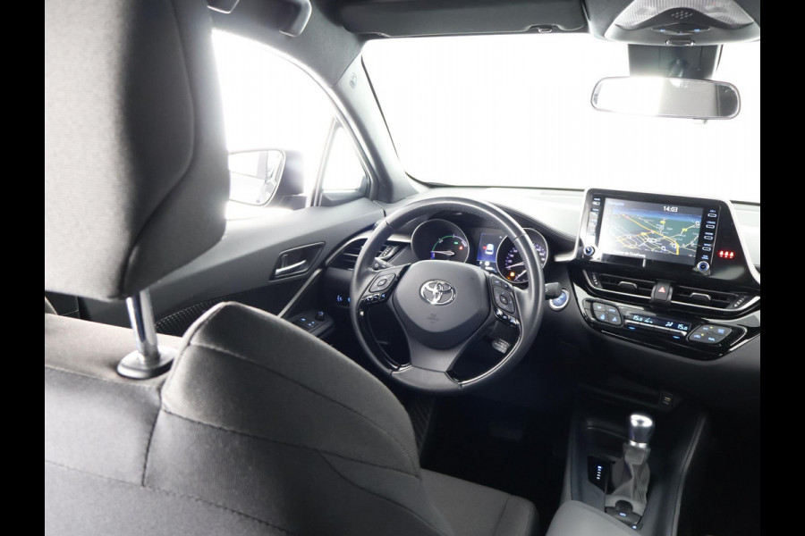 Toyota C-HR 1.8 HYBRIDE GRAYLINE AUTOMAAT GARANTIE TOT 8-2032 NAVI. LMV .APPLE /ANDROID. CAMERA.