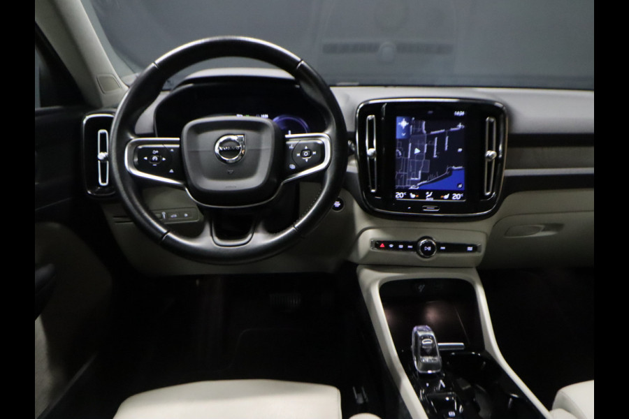 Volvo XC40 1.5 T5 Twin Engine Inscription [SCHUIFKANTELDAK, CAMERA, VOL LEDER, STOELVERWARMING, PDC V+A, BLUETOOTH, CRUISE CONTROL, CLIMATE CONTROL, NIEUWSTAAT]
