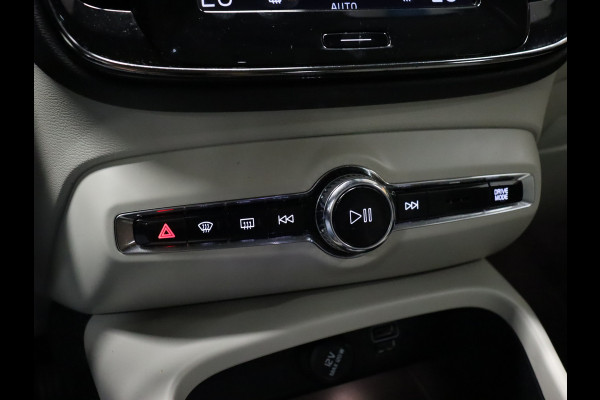 Volvo XC40 1.5 T5 Twin Engine Inscription [SCHUIFKANTELDAK, CAMERA, VOL LEDER, STOELVERWARMING, PDC V+A, BLUETOOTH, CRUISE CONTROL, CLIMATE CONTROL, NIEUWSTAAT]