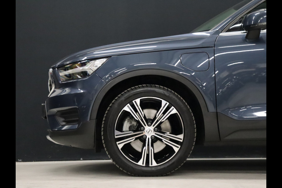Volvo XC40 1.5 T5 Twin Engine Inscription [SCHUIFKANTELDAK, CAMERA, VOL LEDER, STOELVERWARMING, PDC V+A, BLUETOOTH, CRUISE CONTROL, CLIMATE CONTROL, NIEUWSTAAT]