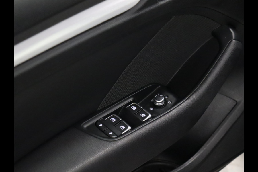 Audi A3 Sportback 30 TFSI S-Line Sport [VIRTUAL COCKPIT, S-LINE, VLAK SPORTSTUUR, STOELVERWARMING, BLUETOOTH, CRUISE CONTROL, CLIMATE CONTROL, NIEUWSTAAT]