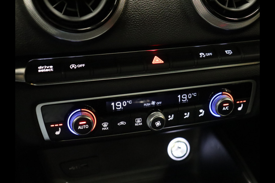 Audi A3 Sportback 30 TFSI S-Line Sport [VIRTUAL COCKPIT, S-LINE, VLAK SPORTSTUUR, STOELVERWARMING, BLUETOOTH, CRUISE CONTROL, CLIMATE CONTROL, NIEUWSTAAT]