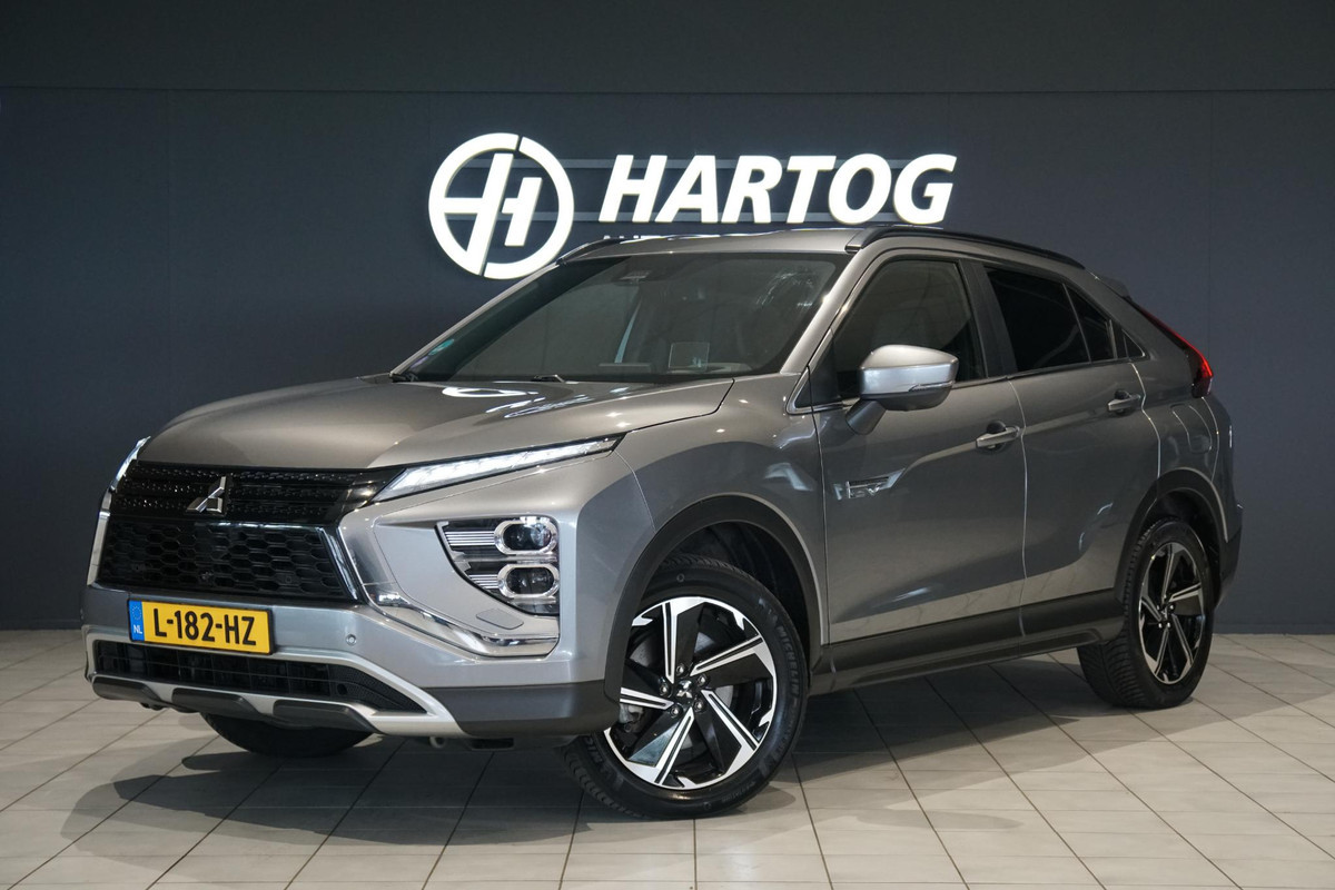 Mitsubishi Eclipse Cross 2.4 PHEV First Edition + HEAD-UP / 360 CAMERA / Mitsubishi Eclipse Cross 2.4 PHEV First Edition + HEAD-UP / 360 CAMERA /