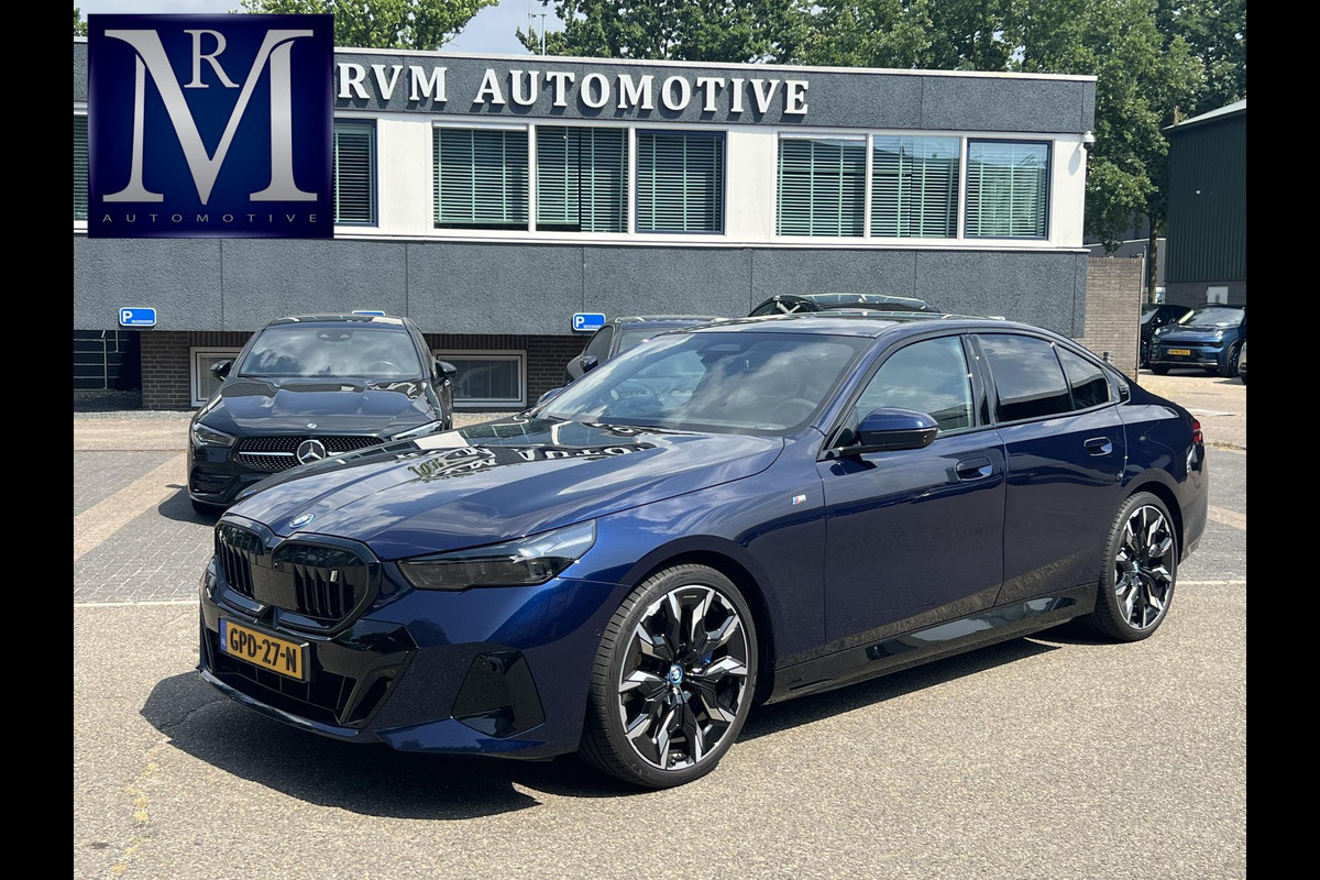 BMW i5 eDrive40 84 kWh ORIG. NL. NAP KM. | MEGA VOL  | M-SPORTPAKKET | PANO | HARMAN&KARDON