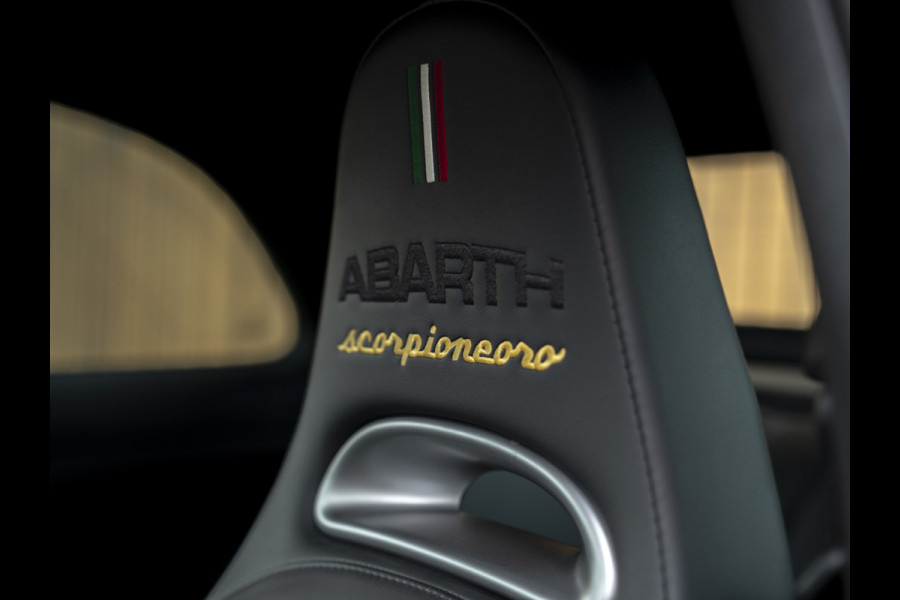 Abarth 595 C ScorpioneOro | Automaat | Xenon | Monza | Beats | Grote Navi