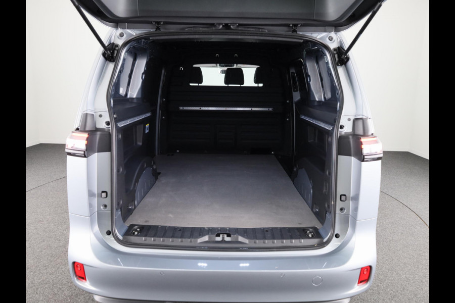 Volkswagen ID. Buzz Cargo Intro 1 Elektromotor 204 pk NAVIGATIE | TREKHAAK