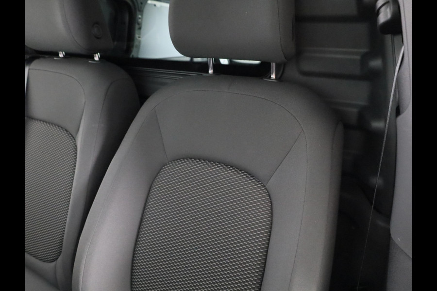 Volkswagen ID. Buzz Cargo Intro 1 Elektromotor 204 pk NAVIGATIE | TREKHAAK