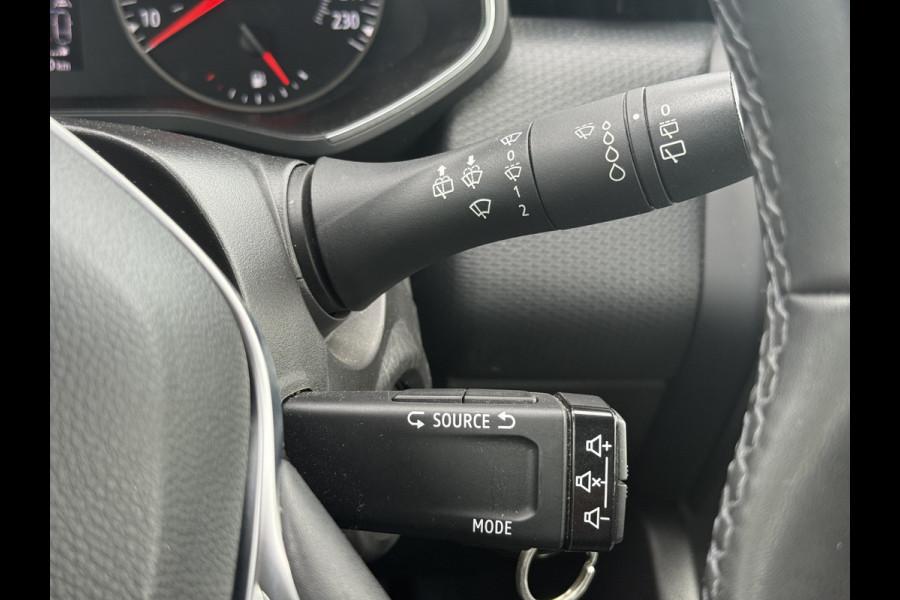 Renault Clio 1.0 TCe Zen | NL-auto | Carplay | 17'' Sportvelgen | Cruisec. | Airco