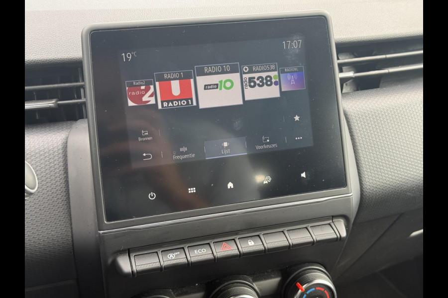 Renault Clio 1.0 TCe Zen | NL-auto | Carplay | 17'' Sportvelgen | Cruisec. | Airco