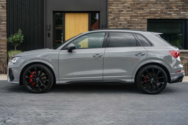 Audi RSQ3 RS Q3 2.5 TFSI 400PK Pano/Eventuri/Sonos/360/Trkhk/VOL