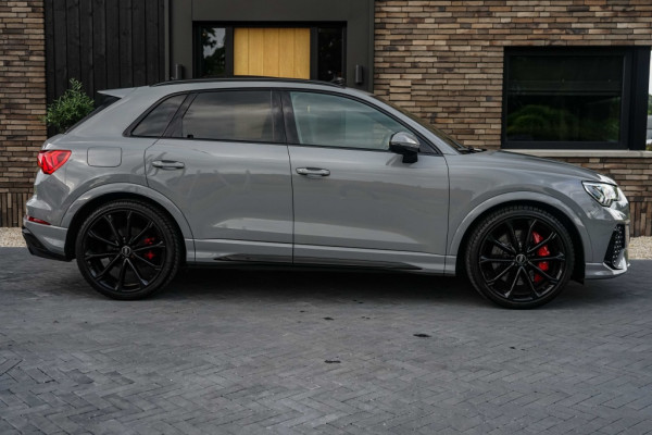Audi RSQ3 RS Q3 2.5 TFSI 400PK Pano/Eventuri/Sonos/360/Trkhk/VOL