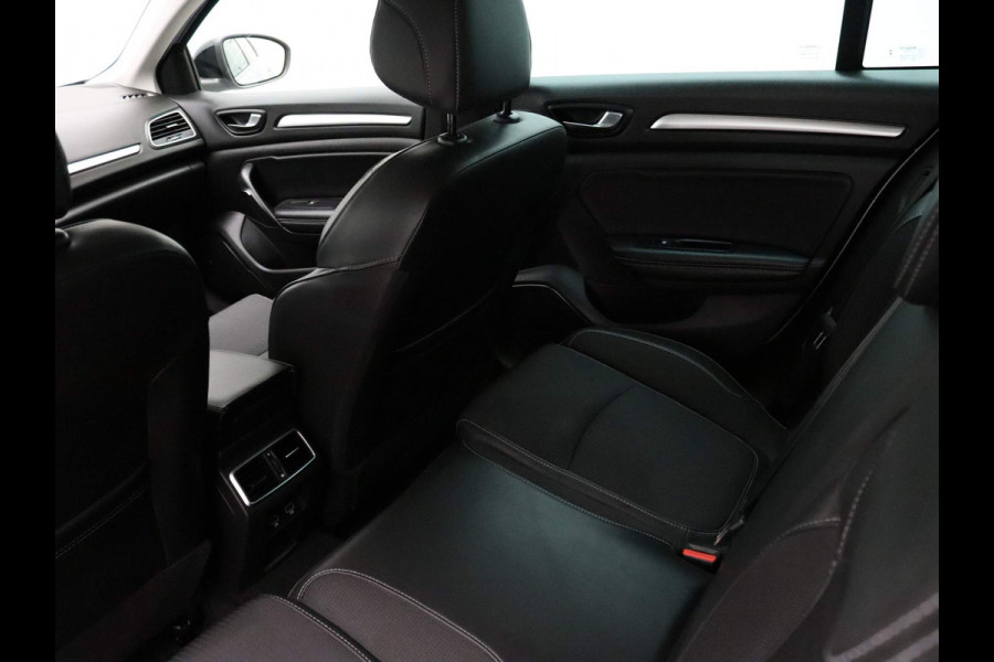 Renault MEGANE Estate TCe 140pk Techno EDC/AUTOMAAT BOSE | Climate | Navi | Parksens. v+a | Stoel-/stuurverw.