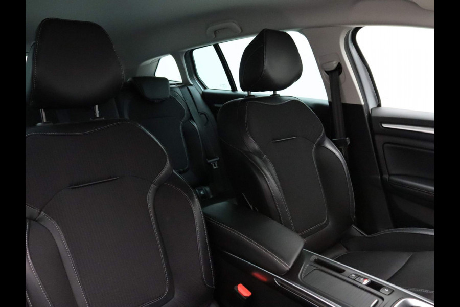 Renault MEGANE Estate TCe 140pk Techno EDC/AUTOMAAT BOSE | Climate | Navi | Parksens. v+a | Stoel-/stuurverw.