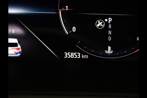 Renault MEGANE Estate TCe 140pk Techno EDC/AUTOMAAT BOSE | Camera | Climate | Parksens. v+a | Stoel-/stuurverwarming