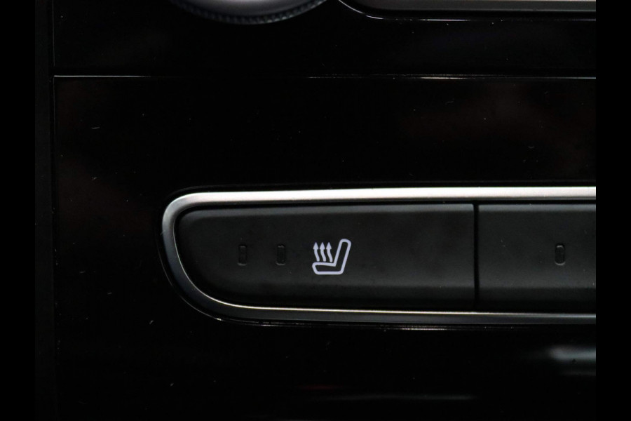 Renault MEGANE Estate TCe 140pk Techno EDC/AUTOMAAT BOSE | Camera | Climate | Parksens. v+a | Stoel-/stuurverwarming