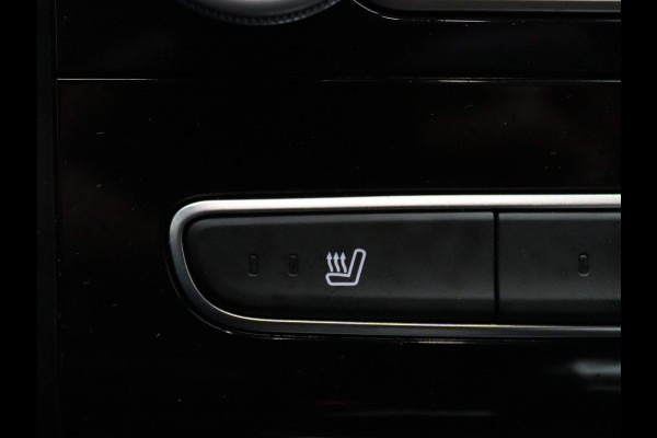 Renault MEGANE Estate TCe 140pk Techno EDC/AUTOMAAT BOSE | Camera | Climate | Parksens. v+a | Stoel-/stuurverwarming