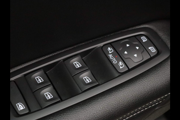 Renault MEGANE Estate TCe 140pk Techno EDC/AUTOMAAT BOSE | Camera | Climate | Parksens. v+a | Stoel-/stuurverwarming