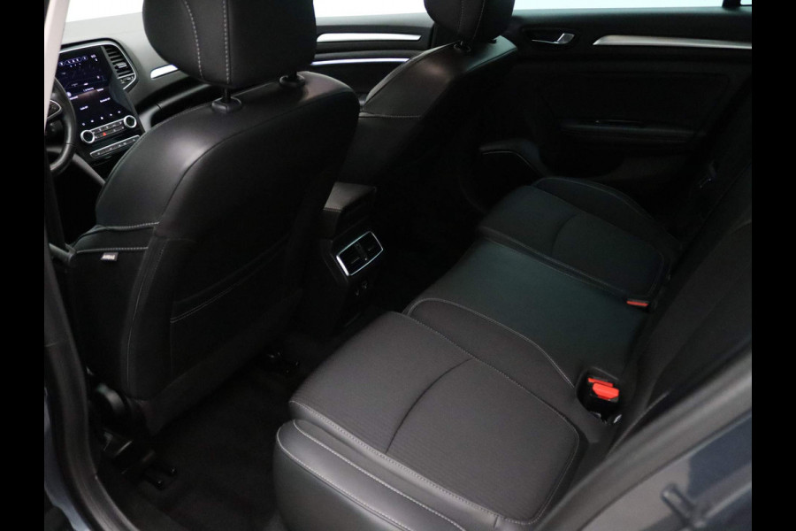 Renault MEGANE Estate TCe 140pk Techno EDC/AUTOMAAT BOSE | Camera | Climate | Parksens. v+a | Stoel-/stuurverwarming