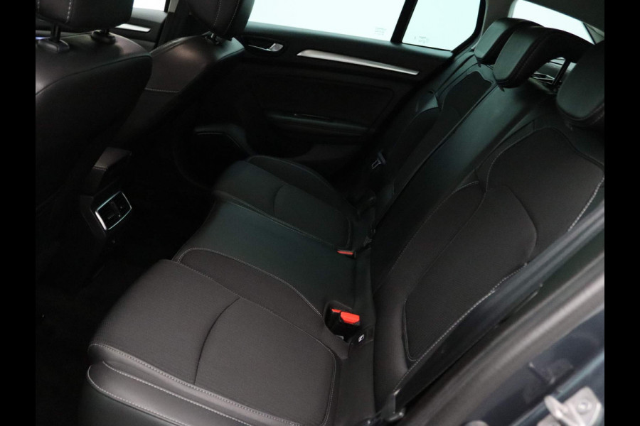 Renault MEGANE Estate TCe 140pk Techno EDC/AUTOMAAT BOSE | Camera | Climate | Parksens. v+a | Stoel-/stuurverwarming