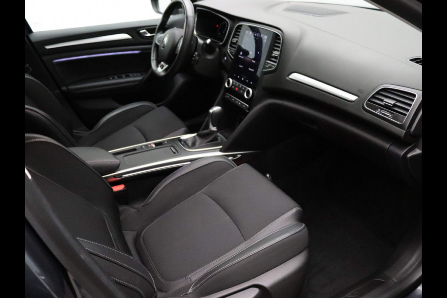 Renault MEGANE Estate TCe 140pk Techno EDC/AUTOMAAT BOSE | Camera | Climate | Parksens. v+a | Stoel-/stuurverwarming