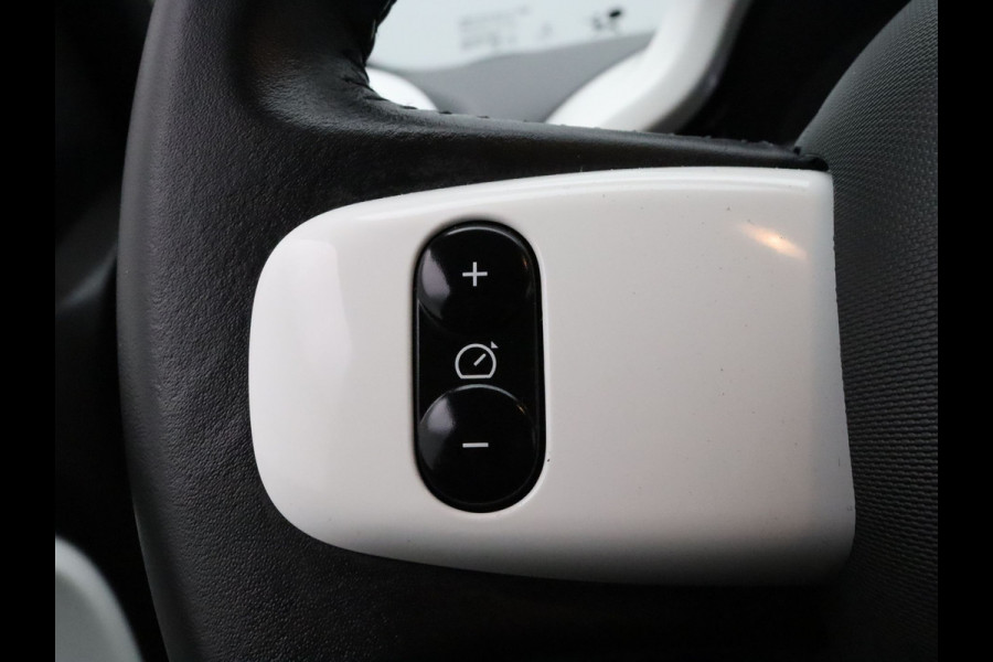 Renault Twingo Z.E. R80 E-Tech Techno 22 kWh Camera | Climate | Cruise | Navi | Parksens. achter