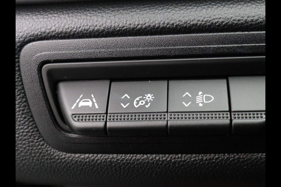 Renault Captur TCe 90pk techno Camera | Cruise | Climate | Parksens. v+a | Navi