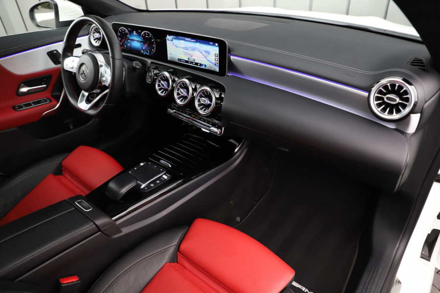 Mercedes-Benz CLA-Klasse 200 AMG | 163PK | Sfeerverlichting | Keyles-go | Multibeam | Memory | Pano | Leder | Stoelverwarming | NL-Auto | 2020.