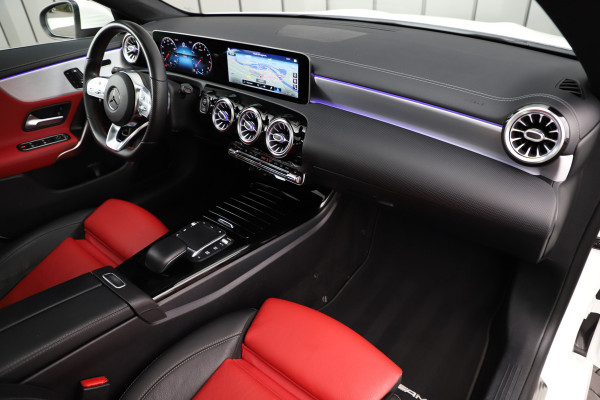 Mercedes-Benz CLA-Klasse 200 AMG | 163PK | Sfeerverlichting | Keyles-go | Multibeam | Memory | Pano | Leder | Stoelverwarming | NL-Auto | 2020.