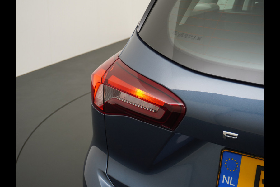 Ford FOCUS Wagon T100PK Navi Apple Carplay Android Connected Airco Cruise Control Keyless Led Lane Assist PDC TPMS Lmv EasyFold DAB Rijstrooksensor met correctie Wifi Bluetooth Connected services A-label EURO6 Origin.NLse auto