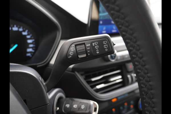 Ford FOCUS Wagon T100PK Navi Apple Carplay Android Connected Airco Cruise Control Keyless Led Lane Assist PDC TPMS Lmv EasyFold DAB Rijstrooksensor met correctie Wifi Bluetooth Connected services A-label EURO6 Origin.NLse auto