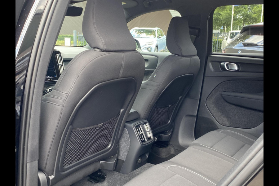 Volvo XC40 Single Motor Extended Range Plus 82 kWh ORIG. NL. NAP KM. | CAMERA | VOLVO GARANTIE T/M 1-2026
