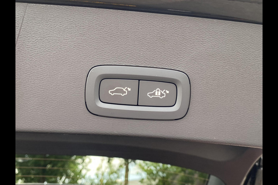 Volvo XC40 Single Motor Extended Range Plus 82 kWh ORIG. NL. NAP KM. | CAMERA | VOLVO GARANTIE T/M 1-2026