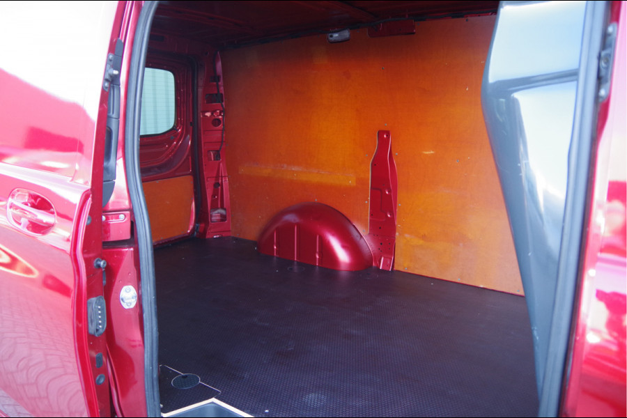 Mercedes-Benz Vito 119 CDI L2 AUT, LED, TREKHAAK, CAMERA, CLIMA, NAVI, CRUISE, PARKEERSENSOREN, NL AUTO, NAP
