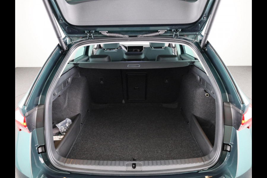 Škoda Octavia Combi FL Business Edition Plus 1.5 TSI m-HEV 115pk DSG-7